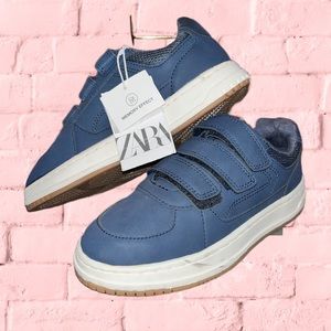 • Zara • Cap Toe Cotton Sneakers